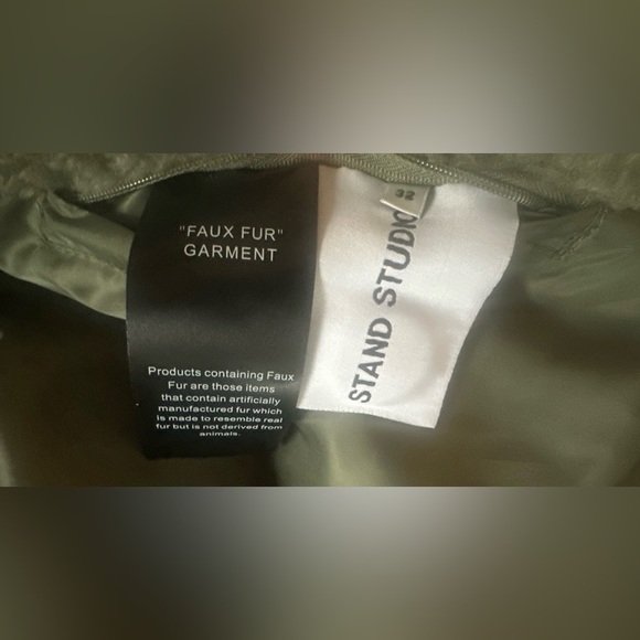 Like New STAND STUDIO Marina Faux Fur Short Jacket Sz 32 (2 US) - Picture 2 of 9